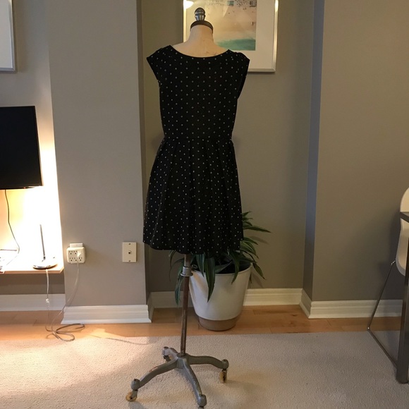 Black and Gold Cocktail Dress - Picture 4 of 6